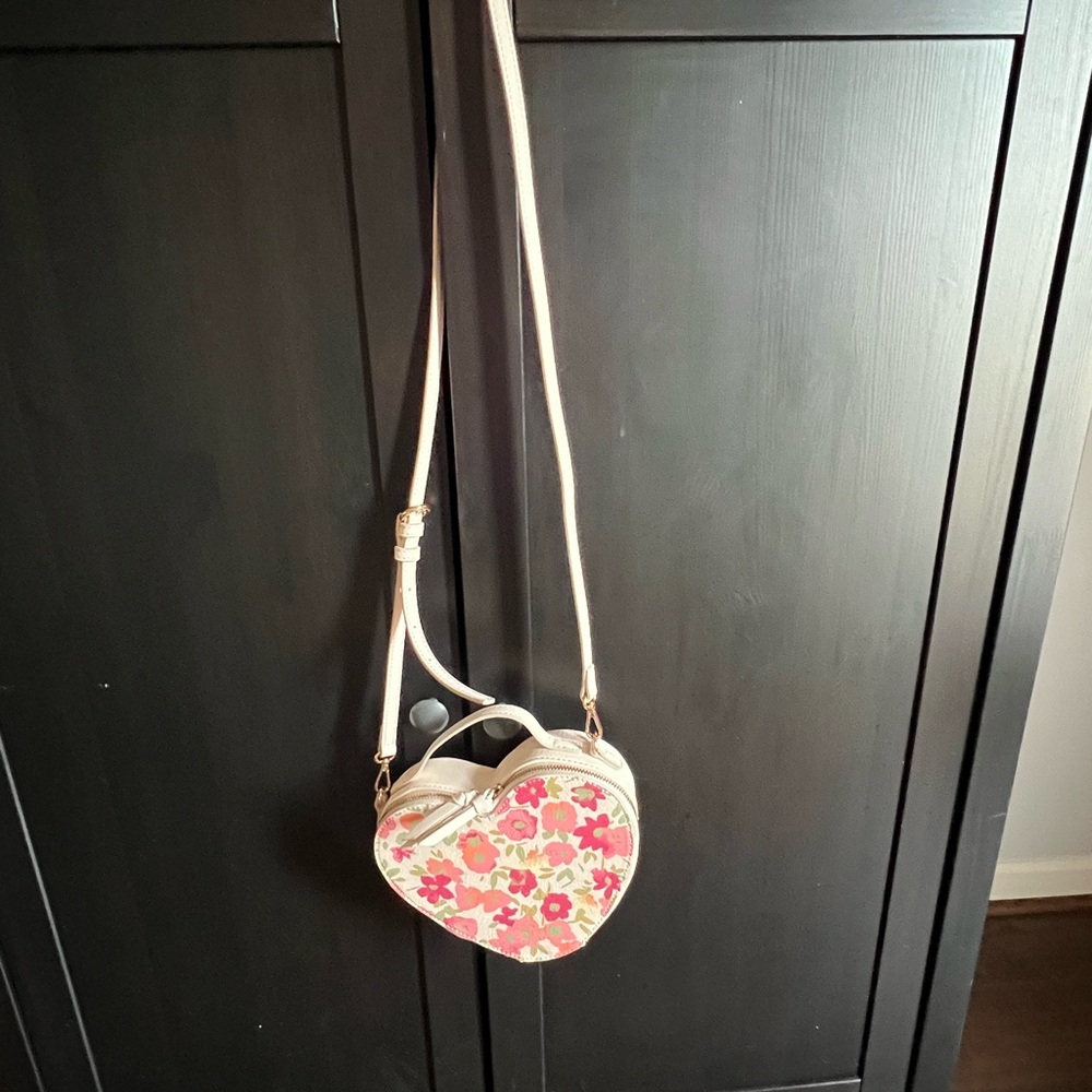 LC Lauren Conrad Floral Heart-Shaped Purse